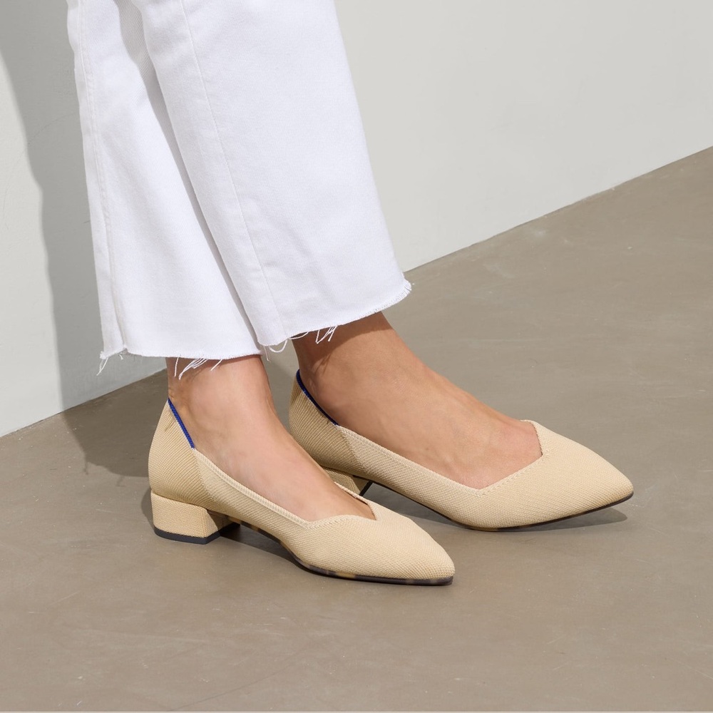 NWOT Rothy's Beige Block Heel High Point